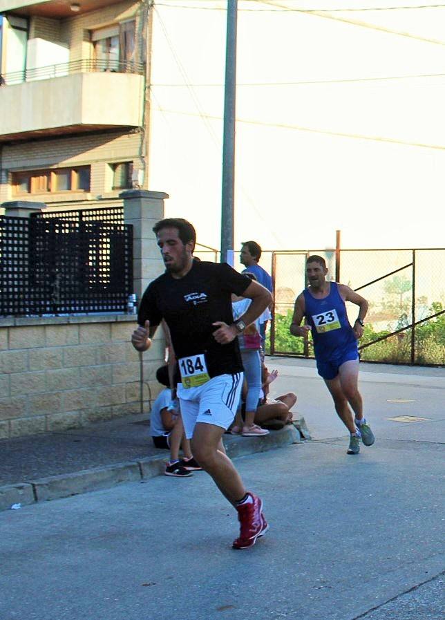 Alberto Moral y Arantxa Ruiz fueron los más rápidos en el Cross de Castañares en una tarde sofocante para el atletismo.