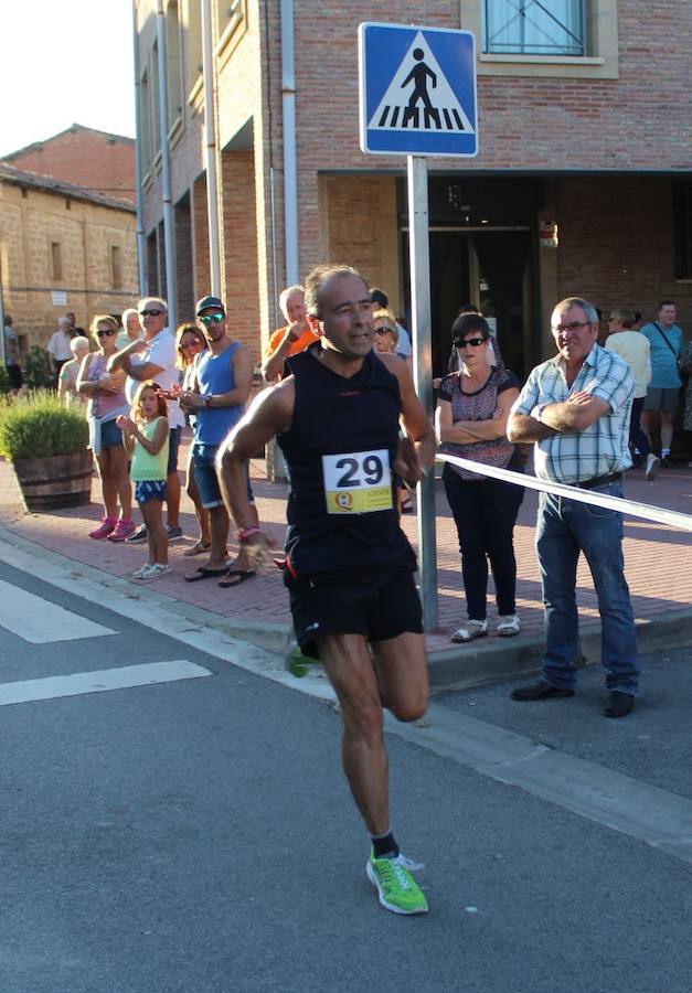 Alberto Moral y Arantxa Ruiz fueron los más rápidos en el Cross de Castañares en una tarde sofocante para el atletismo.