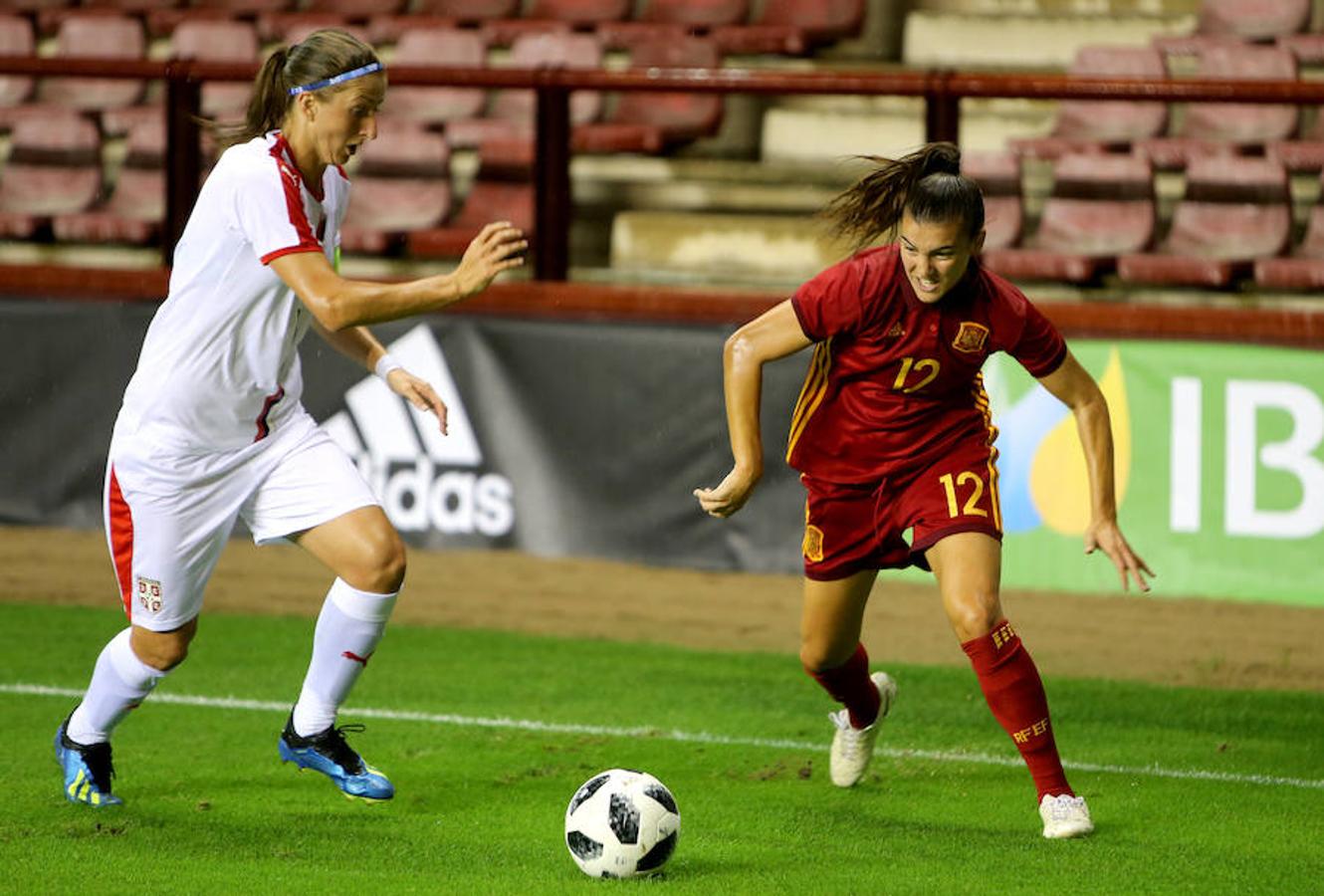 La selección femenina de España se ha impuesto hoy por 3-0 a la de Serbia en el último partido de clasificación para el Mundial del próximo año, en un choque intrascendente en el que las de Jorge Vilda han cumplido su papel y han superado a un combativo rival.
