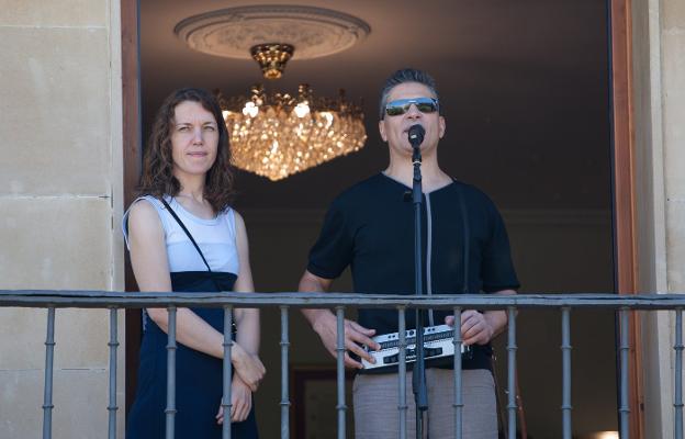 Serafín Zubiri ofreció el pregón de las fiestas de Elciego. :: díaz uriel
