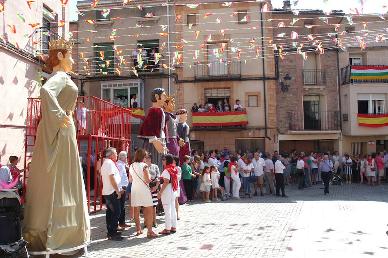 Imágenes del sábado en Autol, con motivo de la celebración del día grande de las fiestas de San Adrián y Santa Natalia.