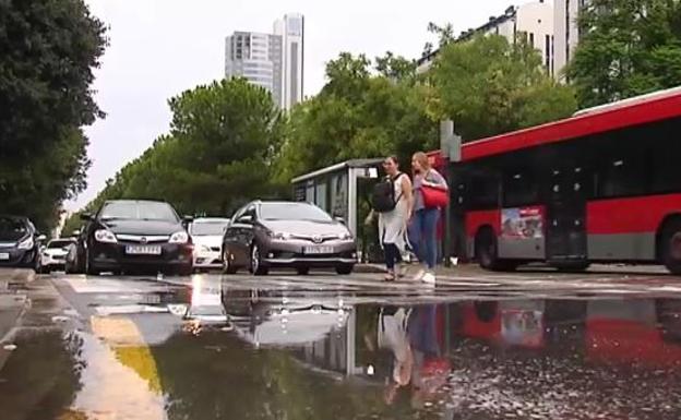 La gota fría entra en la Península Ibérica dejando intensas tormentas. 