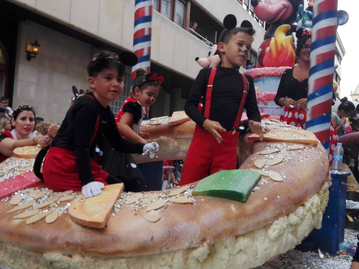 Fotos: Desfile de carrozas en Haro