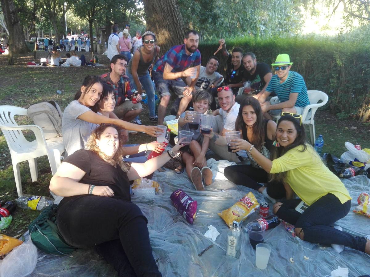 Cientos de jarreros culminan las fiestas de la vega con un recital de jolgorio