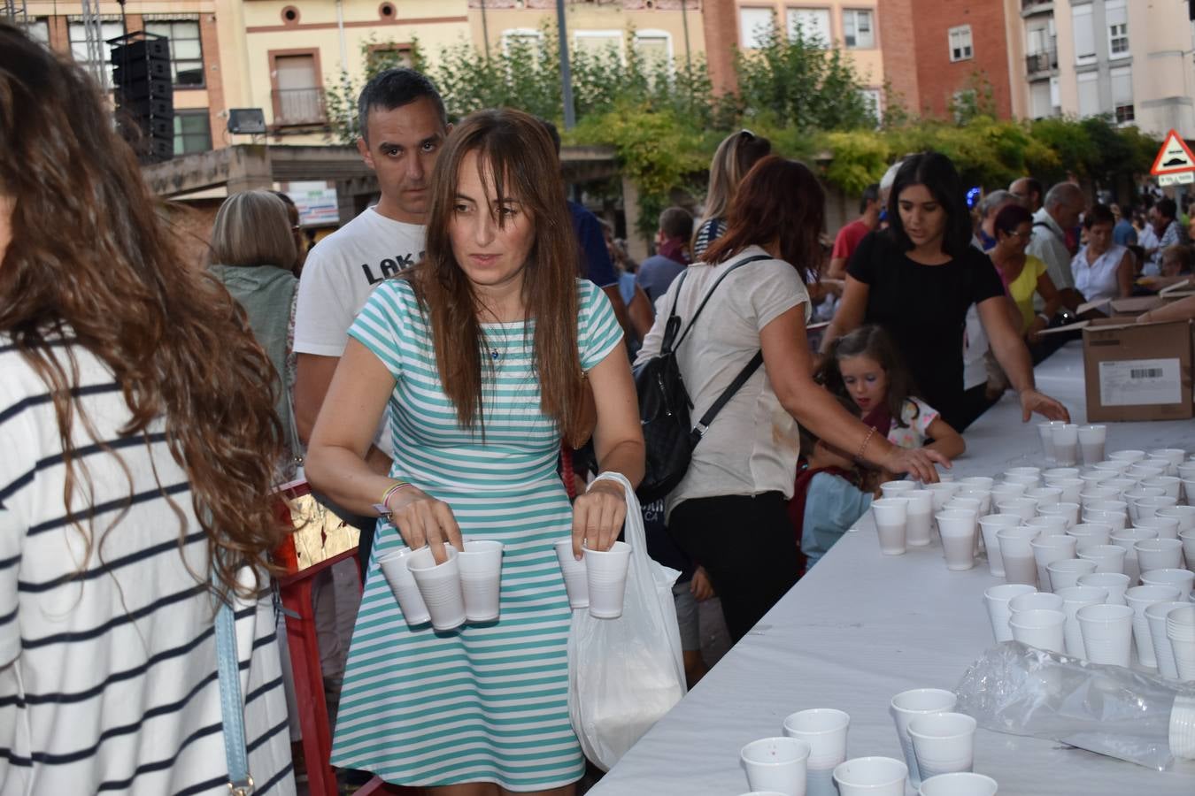 La Corporación infantil leyó el pregón y protagonizó el disparo del cohete que abre cinco días de fiesta por Santa Eufemia