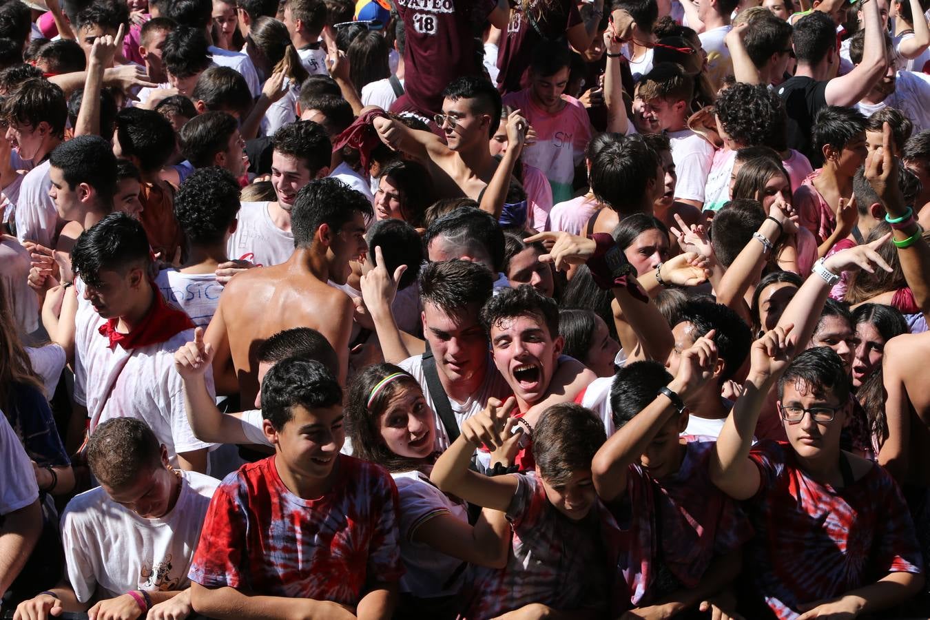 Las imágenes del fiestón en la Plaza del Ayuntamiento