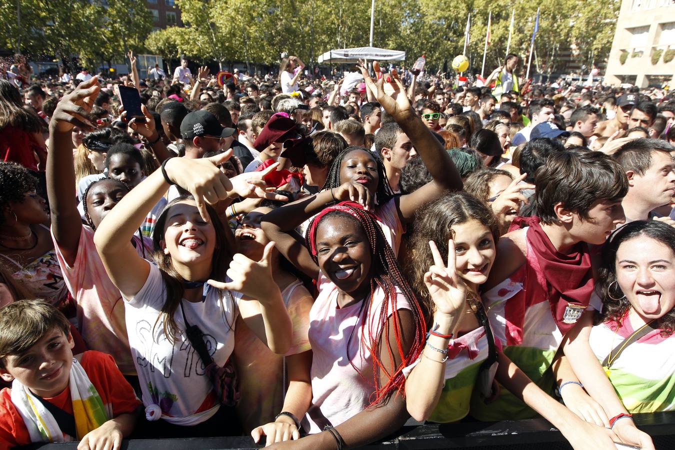 Las imágenes de la plaza del Ayuntamiento en el disparo del cohete