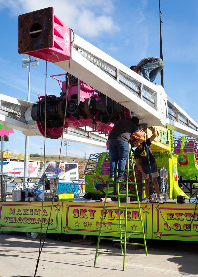 El ferial se prepara para el inicio de las fiestas de San Mateo de Logroño 2018