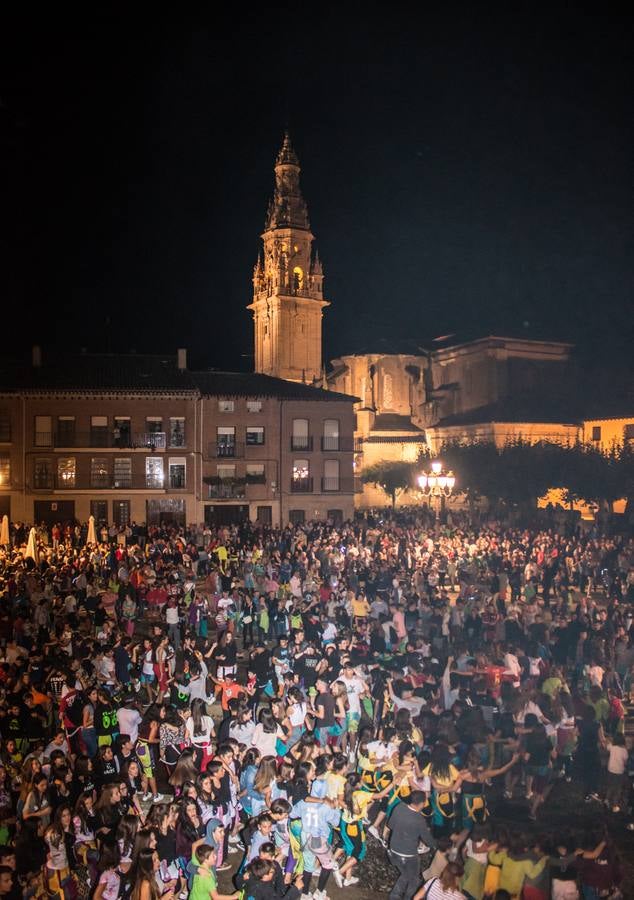 Fotos: Disparo del cohete de las fiestas de Gracias y de San Jerónimo Hermosilla en Santo Domingo