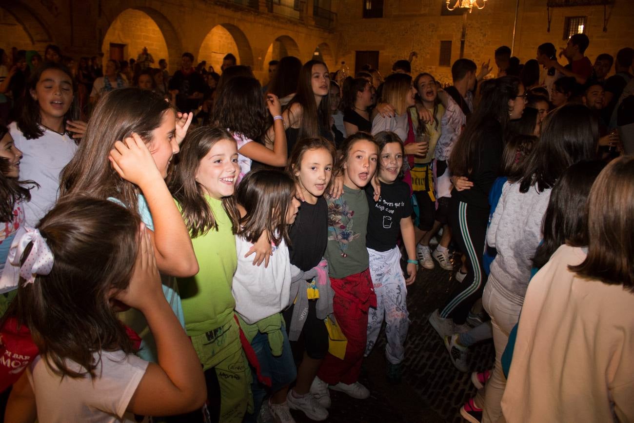 Fotos: Disparo del cohete de las fiestas de Gracias y de San Jerónimo Hermosilla en Santo Domingo