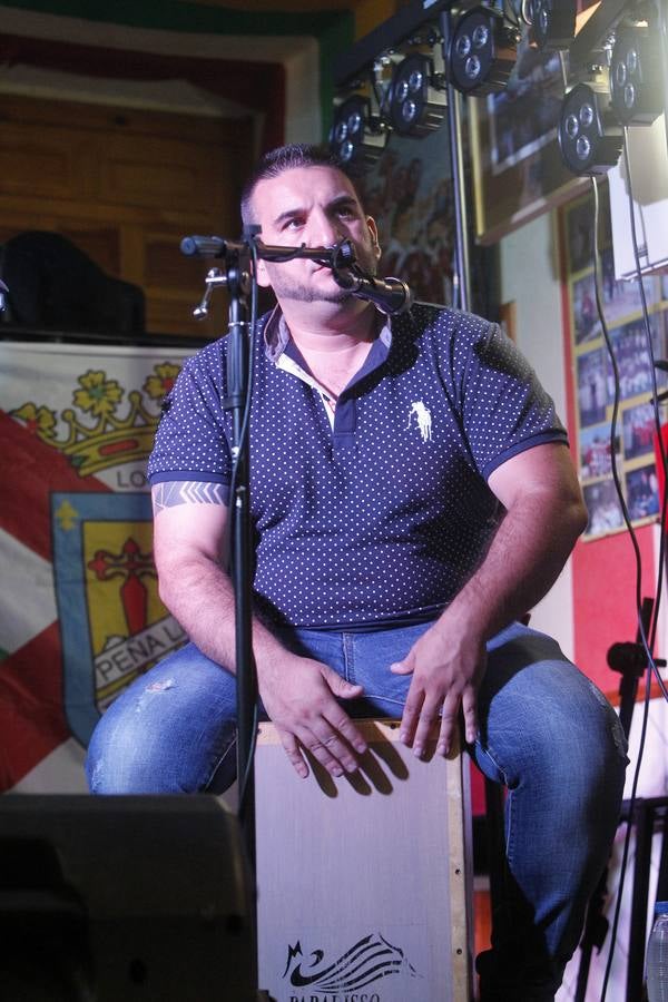 El local de la Peña La Rioja en la calle San Matías acogió el concierto de Jorge García