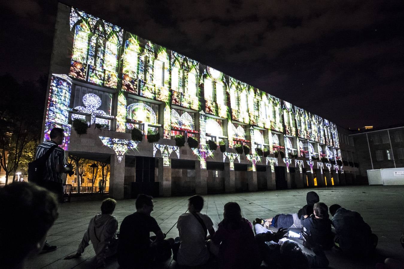 IraltaVR y Rodrigo Tamariz fueron los encargados del Video Mapping en el Ayuntamiento de Logroño este lunes 17 de septiembre