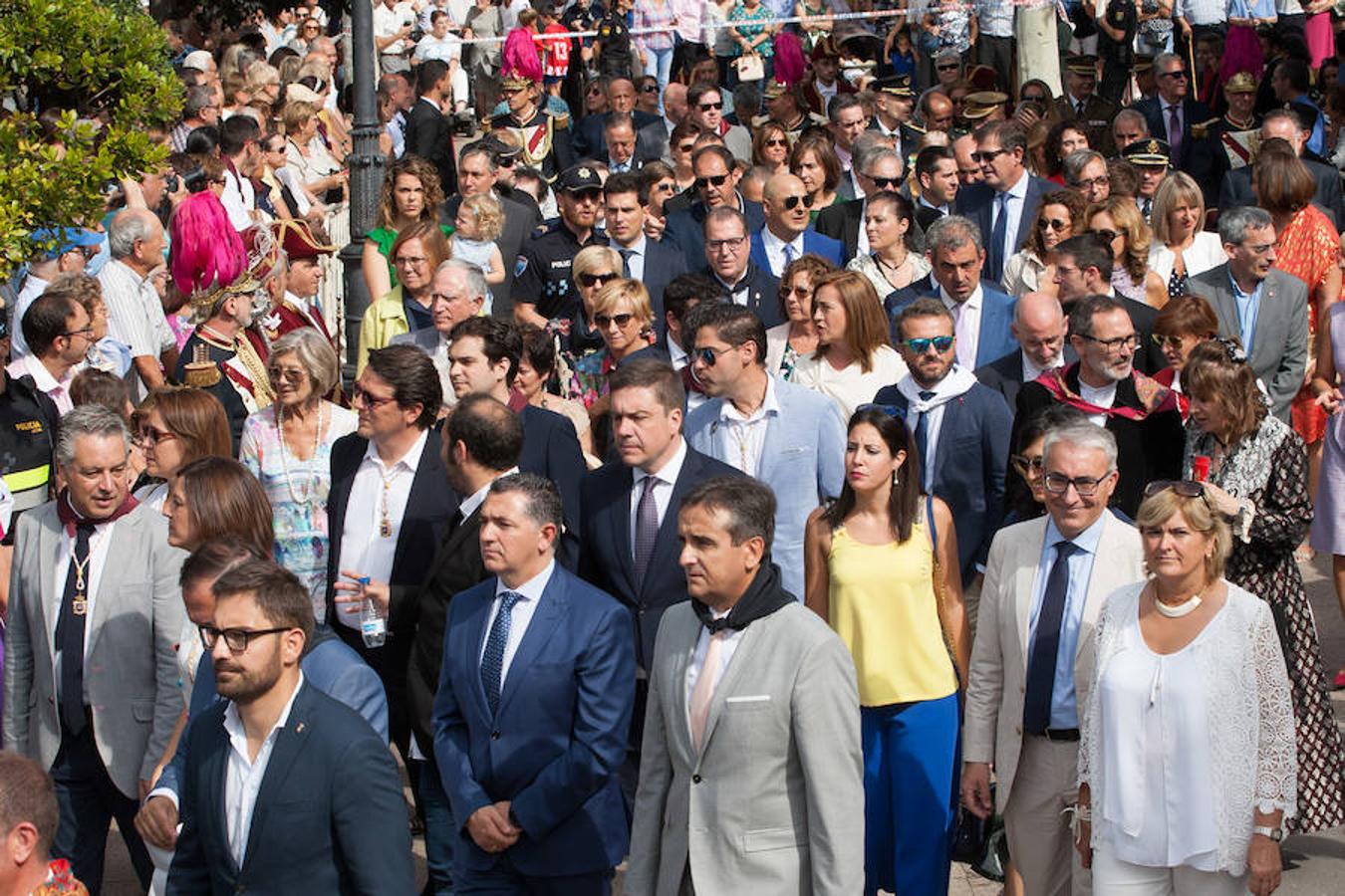 Dïa de San Mateo. Día grande en la ciudad con la ofrenda del primer mosto. El pisado y la posterior ofrenda del primer caldo a la virgen de Valvanera ocupó la mañana más institucional en El Espolón.