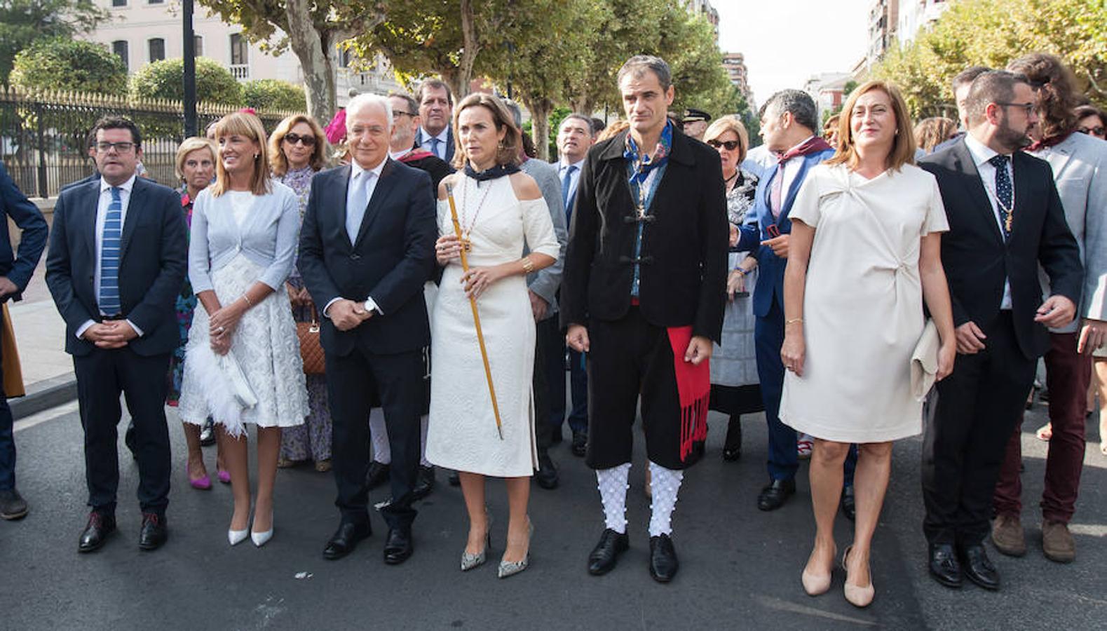 Dïa de San Mateo. Día grande en la ciudad con la ofrenda del primer mosto. El pisado y la posterior ofrenda del primer caldo a la virgen de Valvanera ocupó la mañana más institucional en El Espolón.