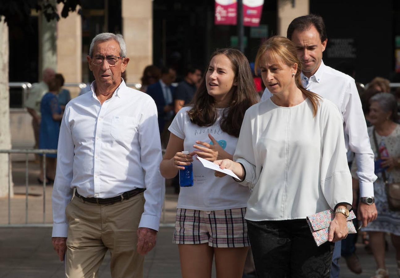 Dïa de San Mateo. Día grande en la ciudad con la ofrenda del primer mosto. El pisado y la posterior ofrenda del primer caldo a la virgen de Valvanera ocupó la mañana más institucional en El Espolón.