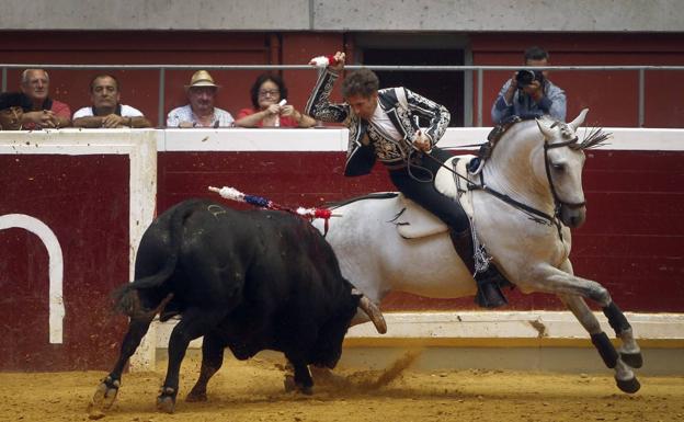 Pablo Hermoso marca la diferencia en el triunfo compartido con Vicens