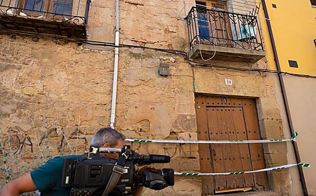 Edificio de la calle Gloria Artacho donde se produjeron los hechos