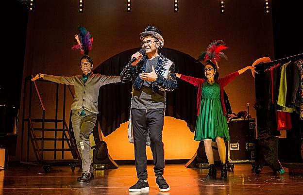 Jorge Javier Vázquez, en un momento de la función. :: promocional