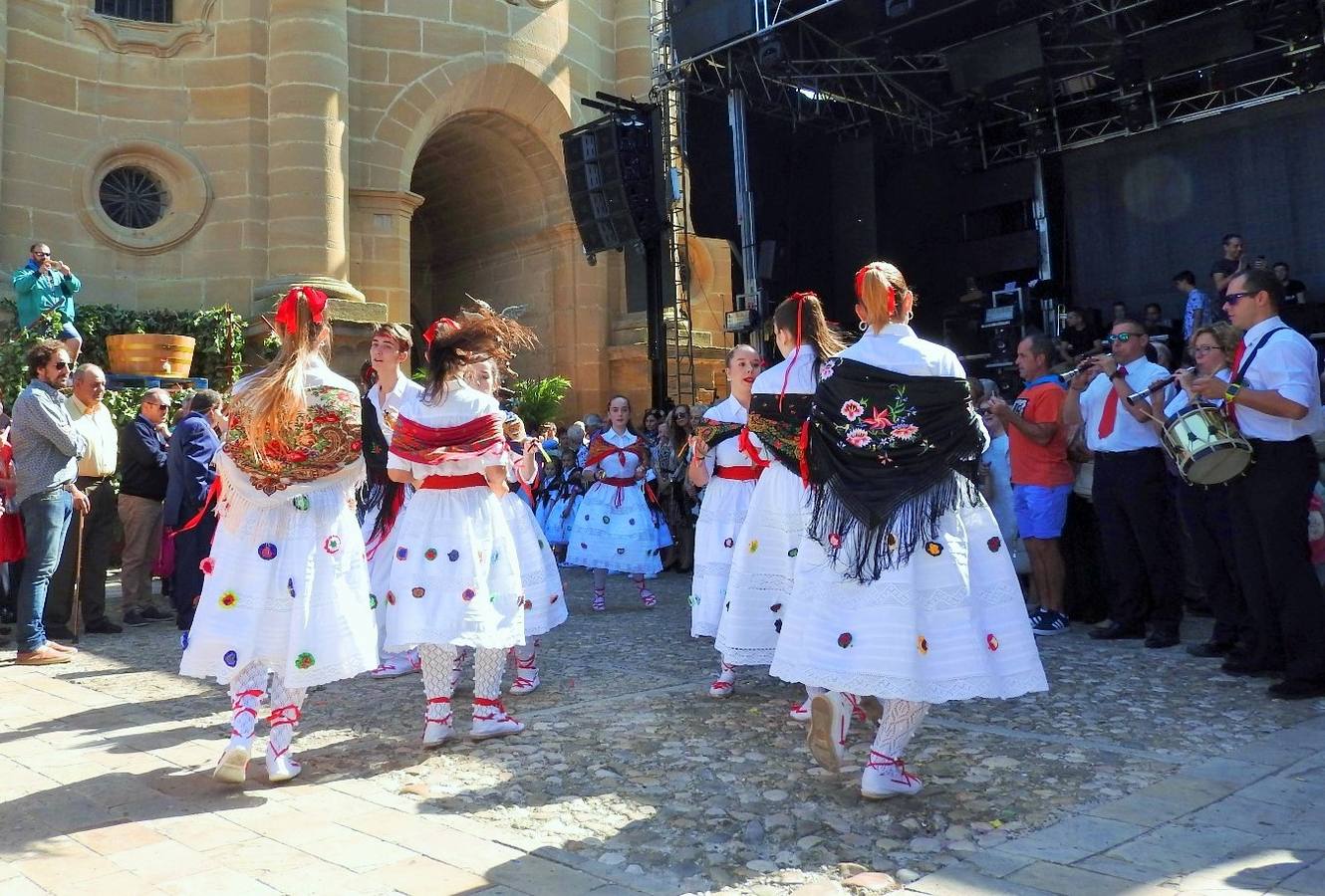 Fotos: Fiestas de San Miguel en Cuzcurrita