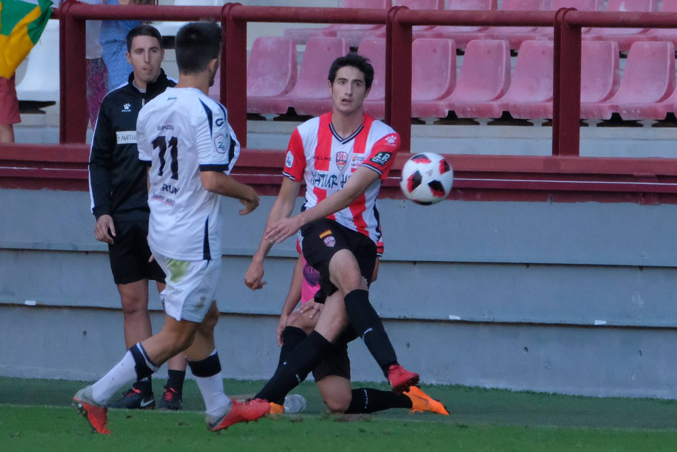 El equipo riojano ganó ayer por dos goles a cero en Las Gaunas.