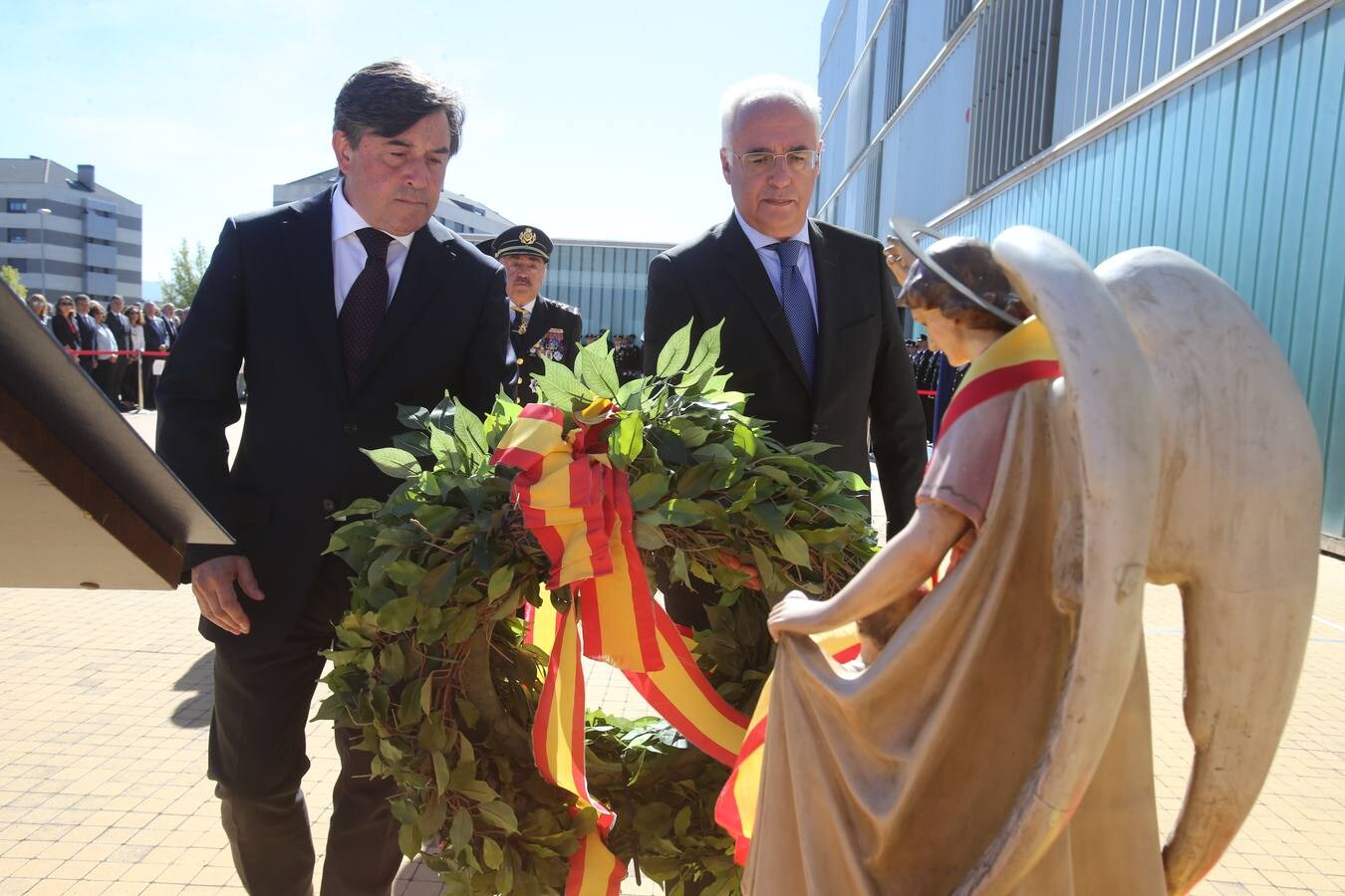 Pérez Sáenz ha presidido los actos conmemorativos del Día de los Ángeles Custodios.