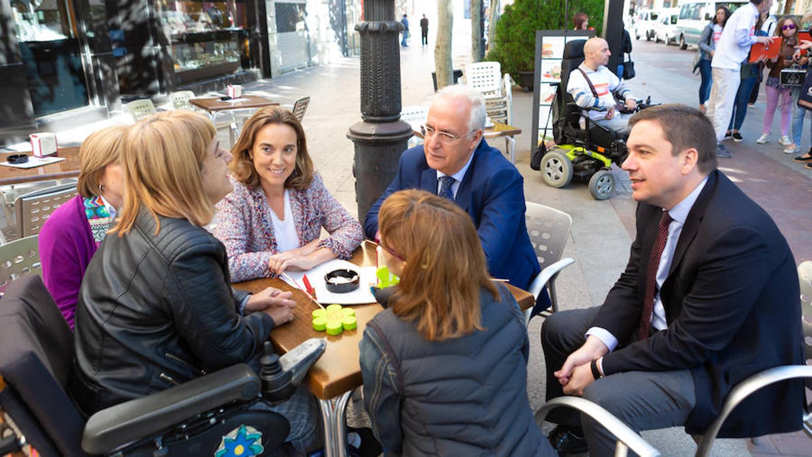 La Rioja ha abogado hoy, en el Día Mundial de la Parálisis Cerebral, por el derecho a la sexualidad y a la intimidad de estas personas bajo la campaña «No mires hacia otro lado». La presidenta de ASPACE La Rioja, Manuela Muro, ha leído el manifiesto en el que ha insistido en que esa intimidad «es algo que ellos quieren». 