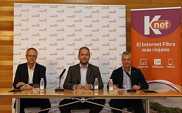 Rueda de prensa de presentación de los planes de despliegue de Knet y Adamo.