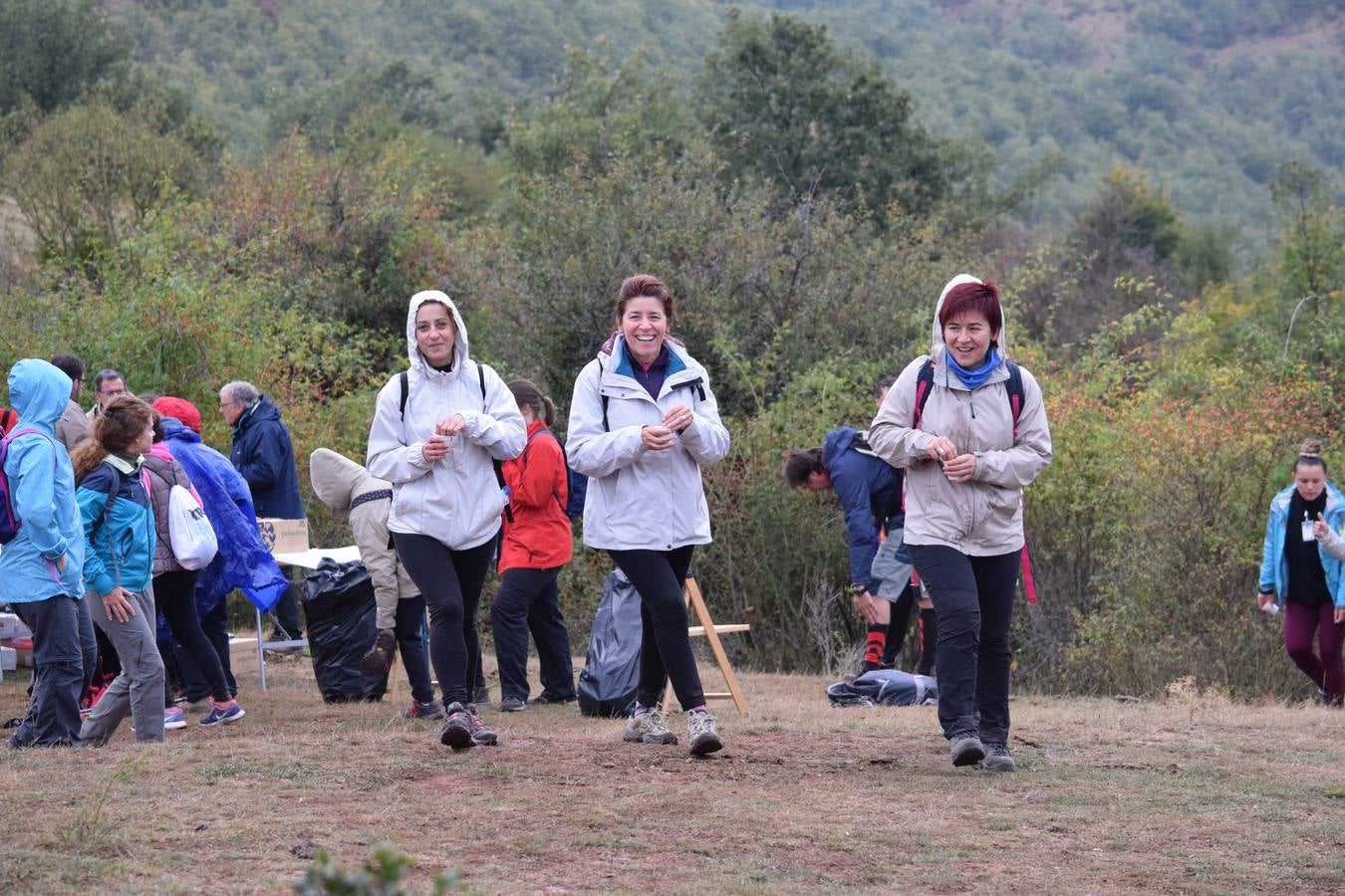 Cerca de 450 valientes tomaron la salida de la Marcha Hoyos de Iregua en Villoslada de Cameros