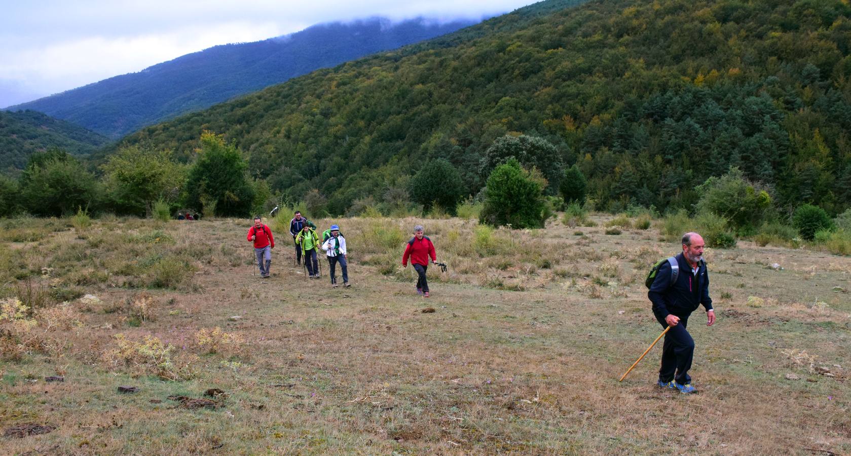 Cerca de 450 valientes tomaron la salida de la Marcha Hoyos de Iregua en Villoslada de Cameros