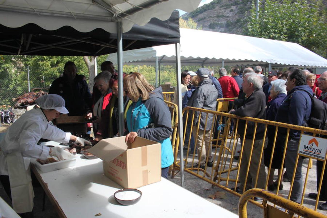 Imágenes correspondientes a la XVII Jornada de la Ternera Asada que se celebró el pasado domingo en Enciso.