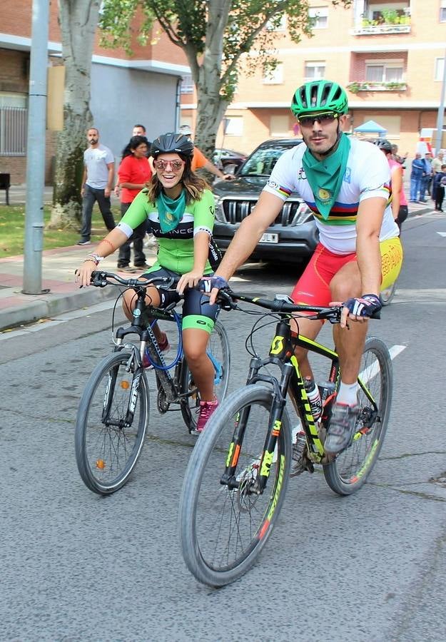 Las imágenes del paseo ciclista por los alrededores de Varea con la ciclista riojana