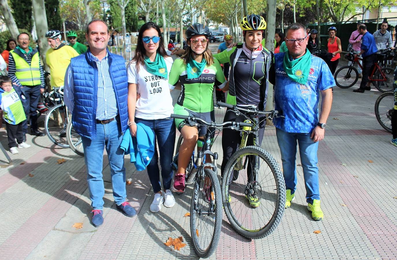 Las imágenes del paseo ciclista por los alrededores de Varea con la ciclista riojana