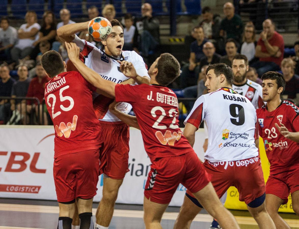 Empujados por el talento de Eduardo Cadarso el equipo riojano aplasta al Alcobendas 41-26 y asalta la segunda plaza de la Liga Asobal