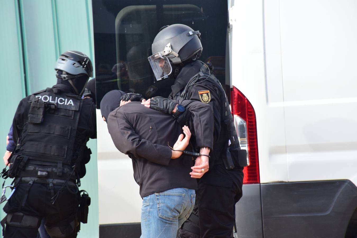 La Jefatura Superior de Policía de La Rioja celebró ayer su jornada de puertas abiertas, especialemente dedicada a los niños.