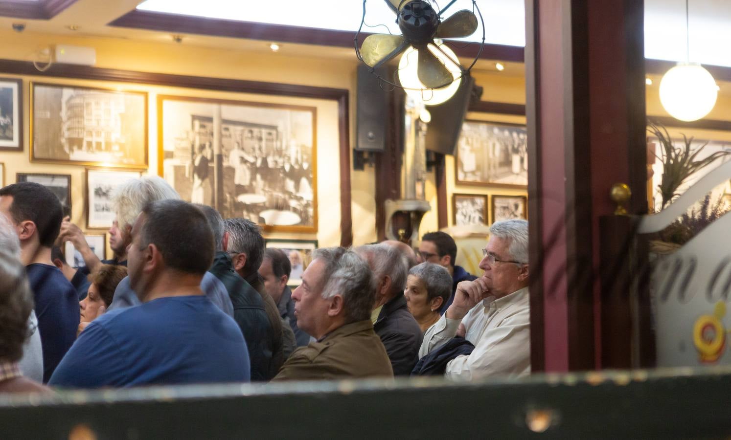 La socialista presenta su candidatura a encabezar la lista del PSOE a la Alcaldía de Logroño