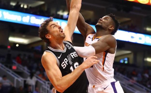 Gasol coloca líder a los Spurs y derrota amarga de Calderón