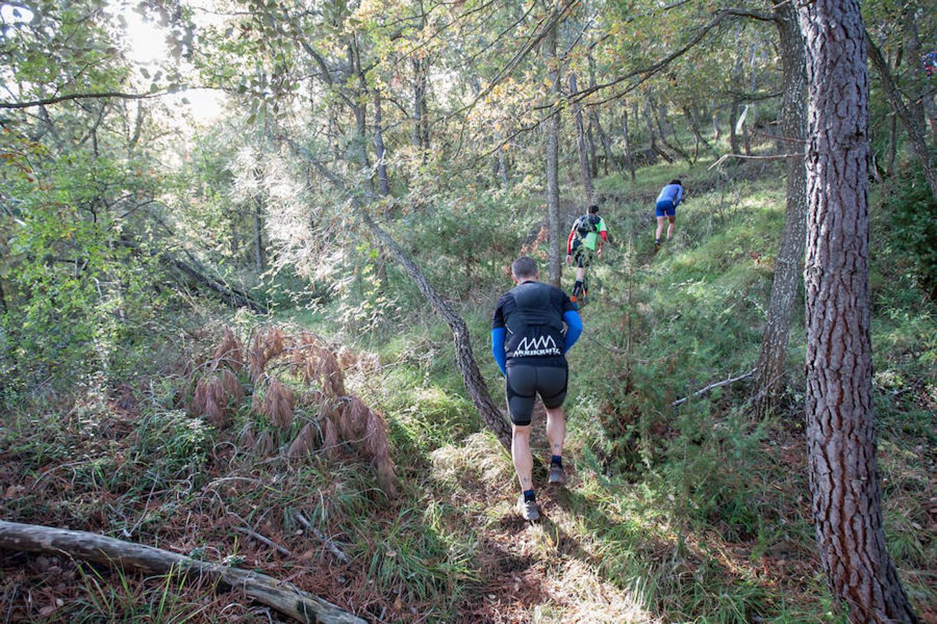 Tejedor cede Moncalvillo a Morodo tras un error de orientación y en mujeres, solo la logroñesa Gema Olave repite victoria en el II Medrano Trail.