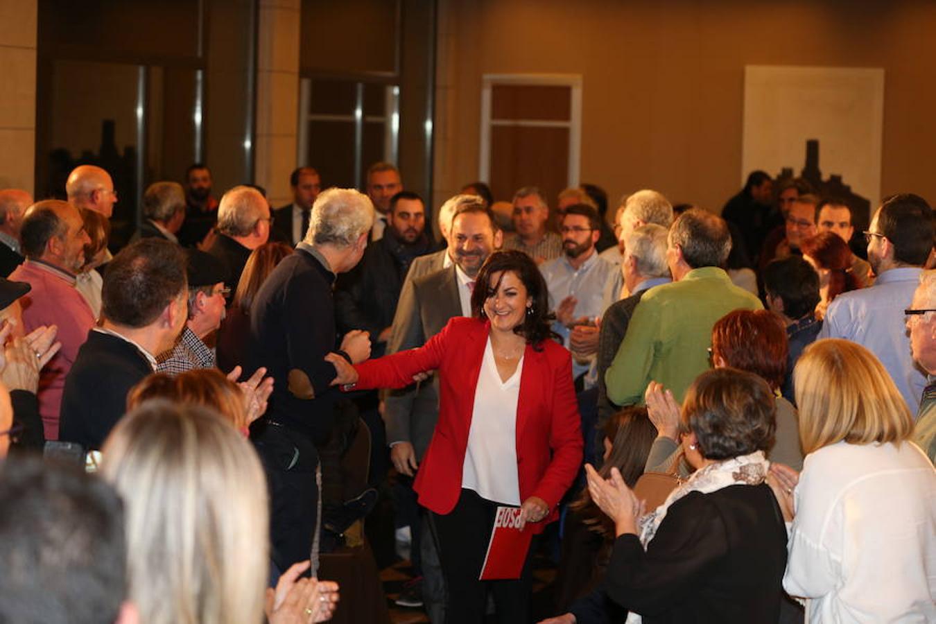 El ministro de Fomento, José Luis Ábalos ha intervenido en un acto del PSOE en La Rioja, junto a su secretario general, Francisco Ocón, y la secretaria federal de Mundo Rural y portavoz del Grupo Parlamentario Socialista, Concepción Andreu en el restaurante Delicatto de Logroño.