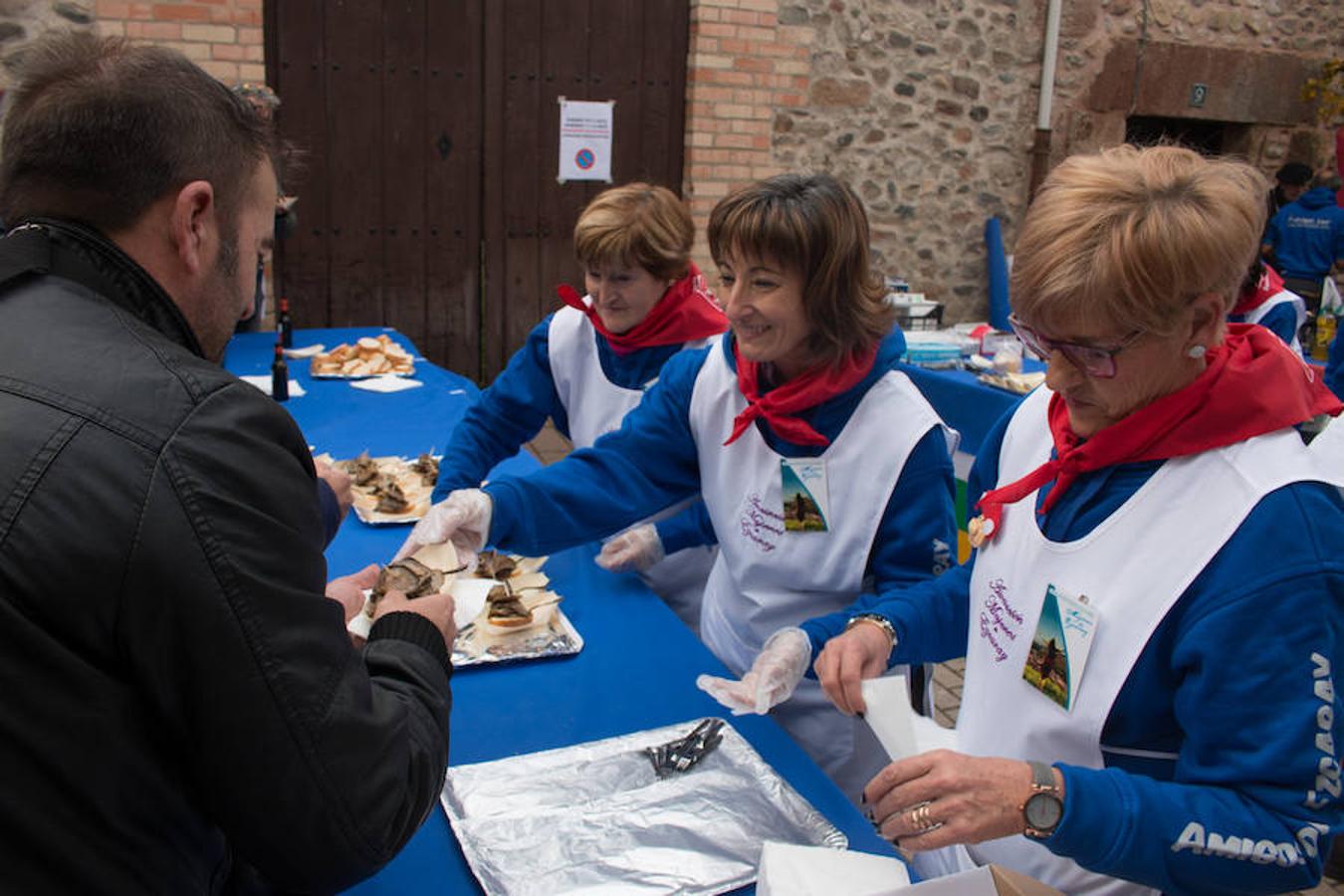 Imágenes de las XXVII Jornadas Micológicas, organizadas por la asociación Amigos de Ezcaray