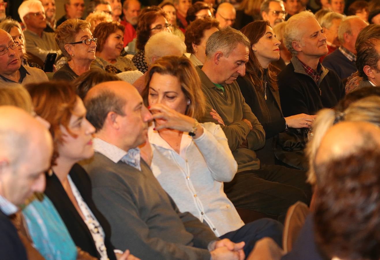 Ha presentado su candidatura a la Presidencia de La Rioja en un acto al que ha asistido la vicepresidenta del Gobierno central, Carmen Calvo