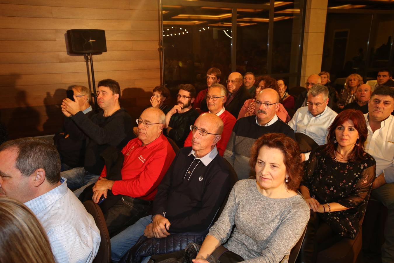 Ha presentado su candidatura a la Presidencia de La Rioja en un acto al que ha asistido la vicepresidenta del Gobierno central, Carmen Calvo