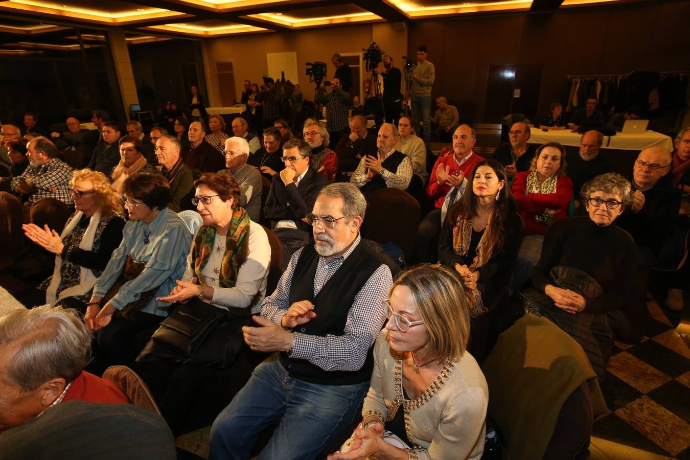 Ha presentado su candidatura a la Presidencia de La Rioja en un acto al que ha asistido la vicepresidenta del Gobierno central, Carmen Calvo