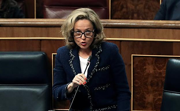 Nadia Calviño interviene el pasado miércoles en la sesión de control al Ejecutivo. 
