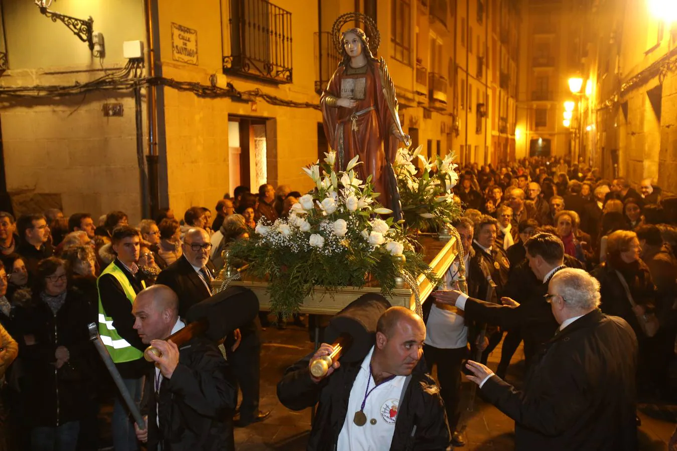 Fotos: Multitudinaria procesión (II)