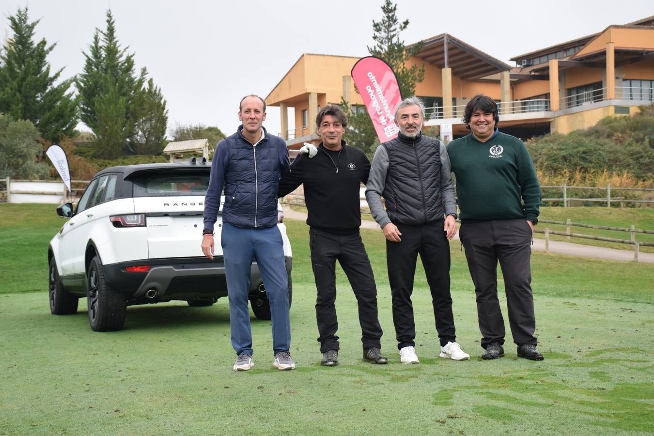 Imágenes de la final de la Liga de Golf y Vino de lomejordelvinoderioja.com.