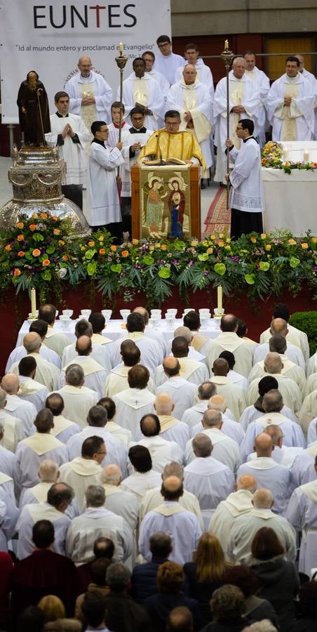 Fervor y fe en la misa de E untes.