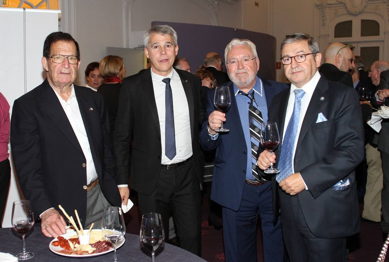 Los rotarios celebran en Logroño el aniversario de la entidad benéfica