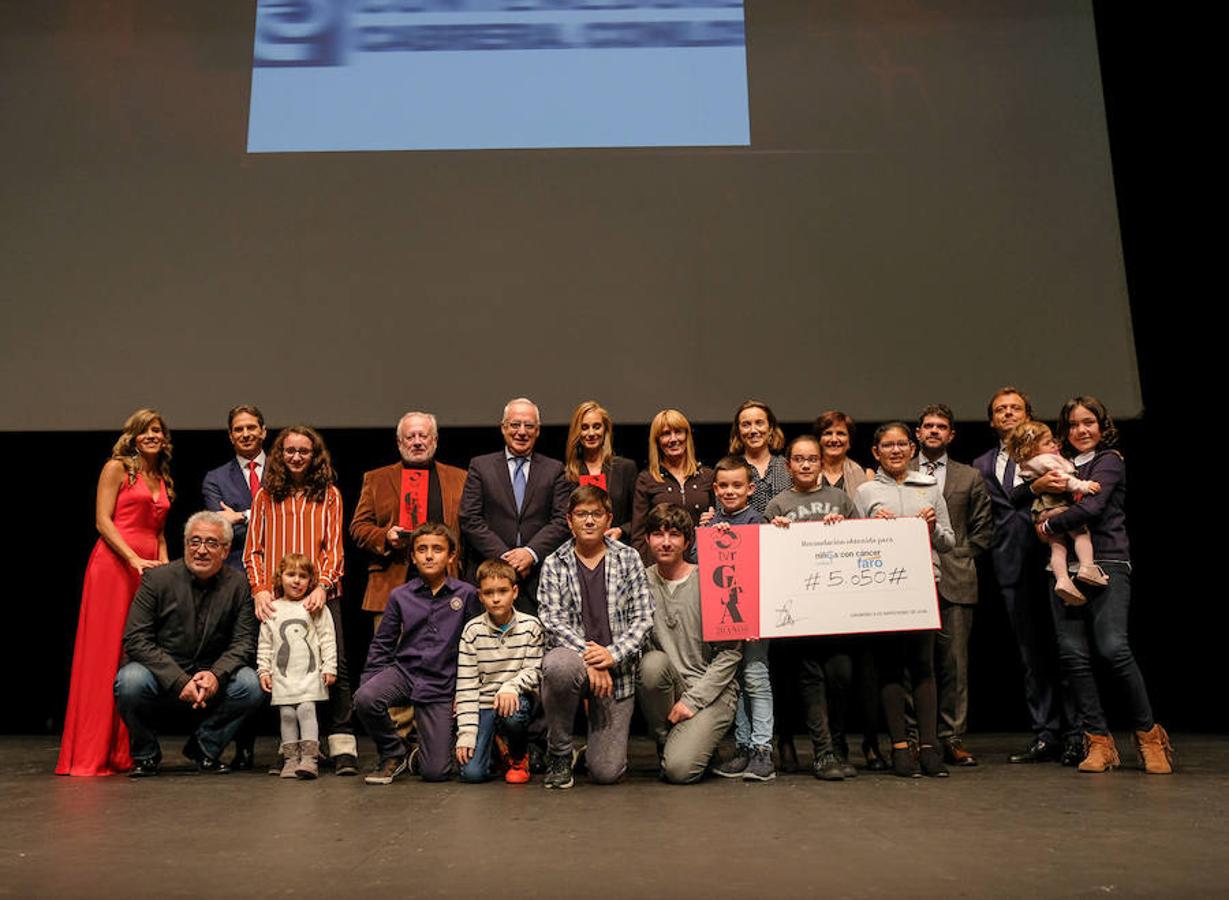 TVR celebró ayer su 20 aniversario en una grala que premió a Echanove, reyero y Carmona
