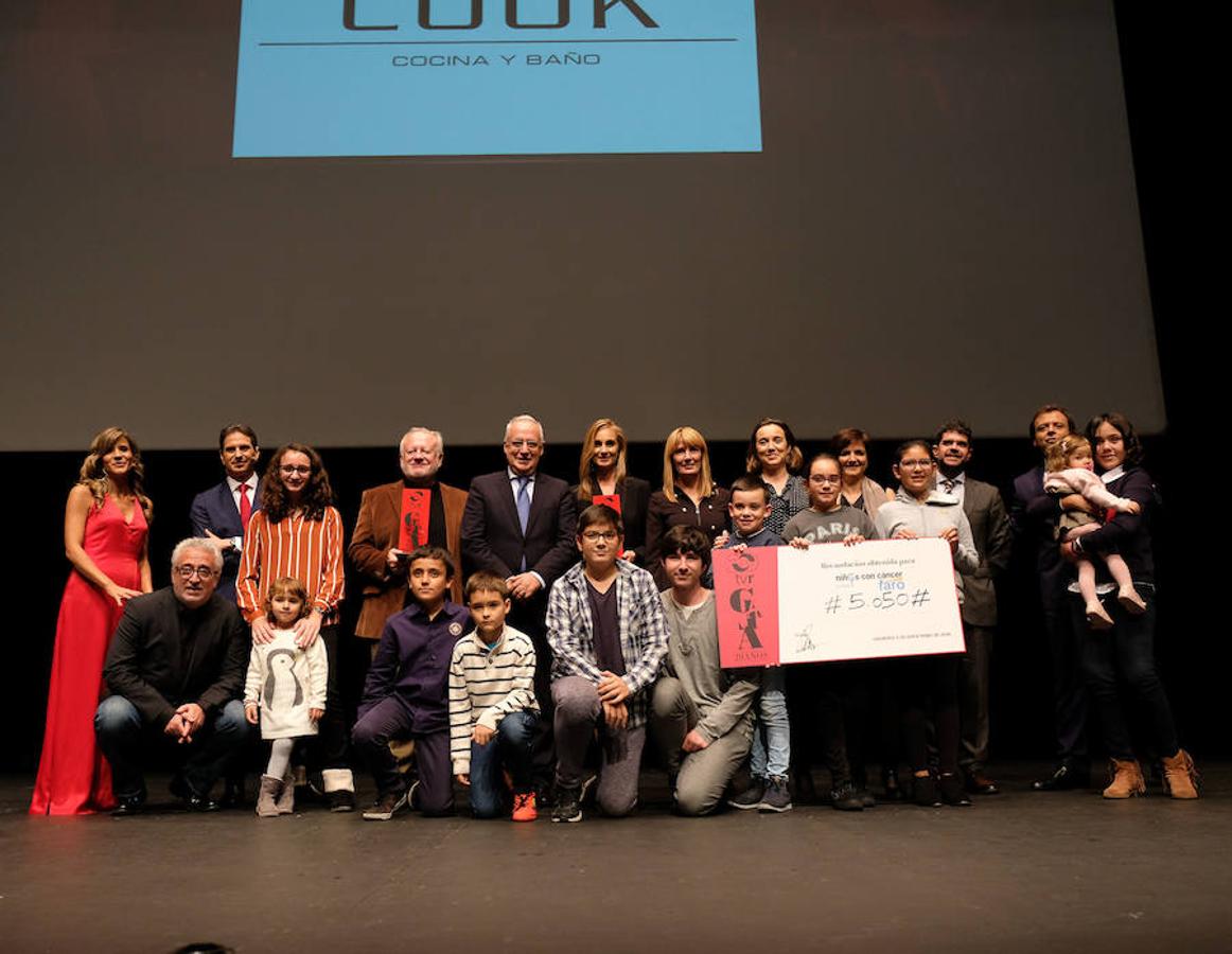 TVR celebró ayer su 20 aniversario en una grala que premió a Echanove, reyero y Carmona