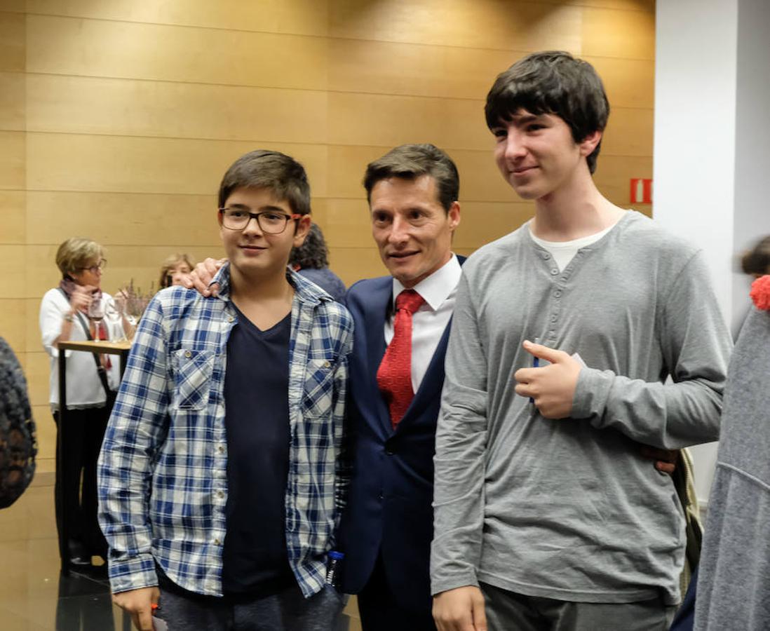 TVR celebró ayer su 20 aniversario en una grala que premió a Echanove, reyero y Carmona